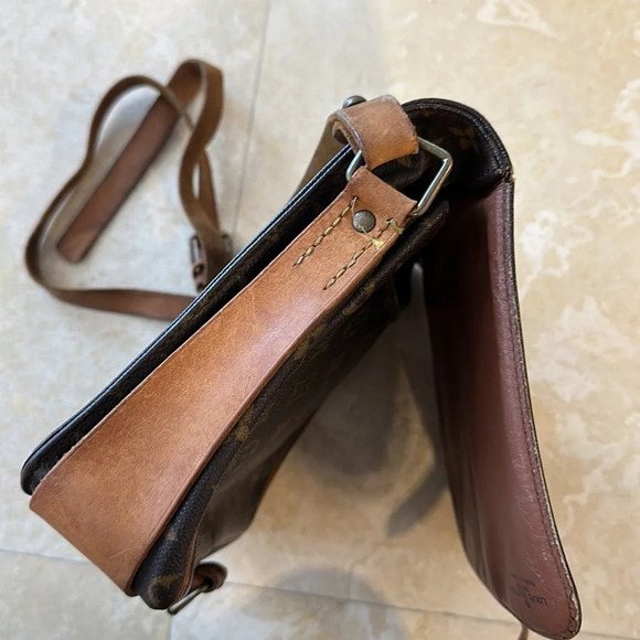 Louis Vuitton Cartouchiere GM Crossbody Handbag Vintage - Picture 8 of 13